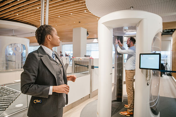 Werk op Schiphol - Security host