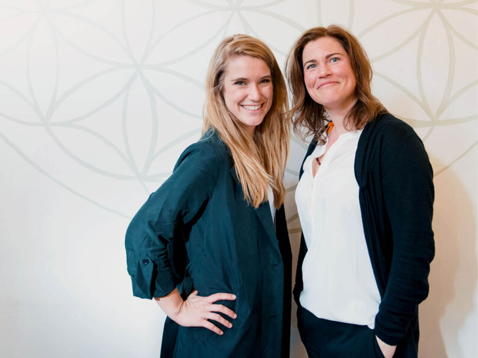 Elizabeth Plokker & Charon Tolhuisen – The Conscious Club